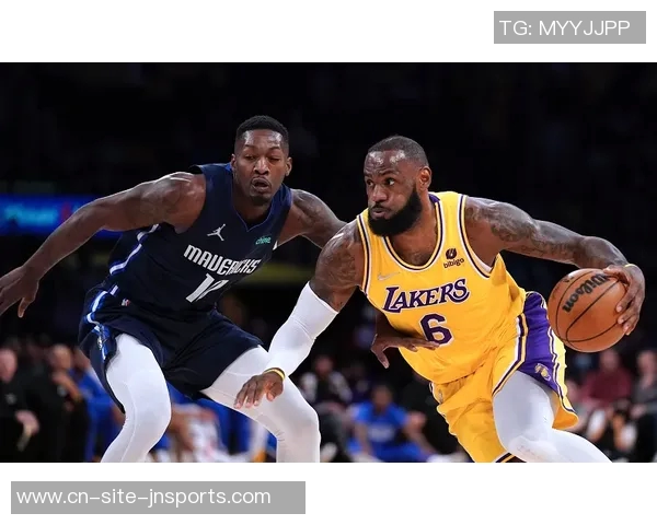 东契奇盛赞斯玛特防守技巧称其独特表现令人惊叹