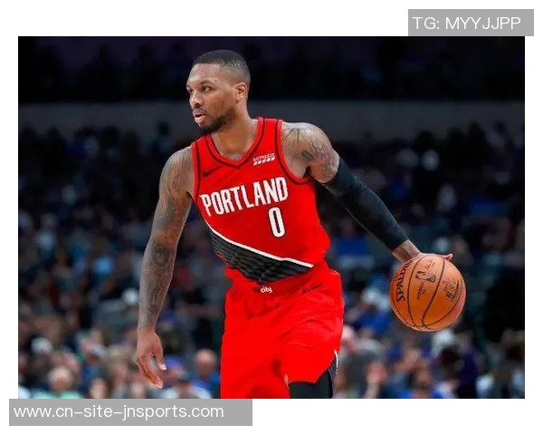 卡斯尔与文班训练赛中膝盖相撞受伤初步评估显示伤势并不严重