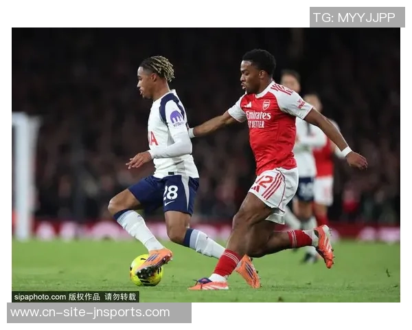 伦敦德比即将来袭阿森纳切尔西争夺榜首之战引发关注